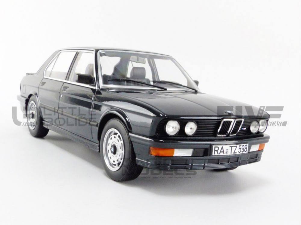 Black Metallic 1/18 Diecast Model Car E9719