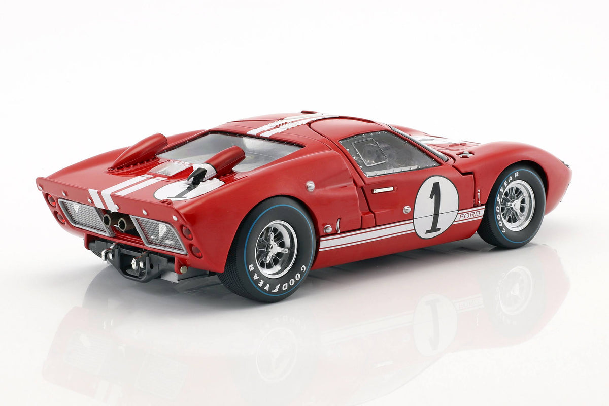 1/18 Diecast Model Car A3819